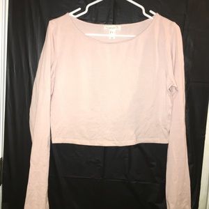 Cropped baby pink top🍭